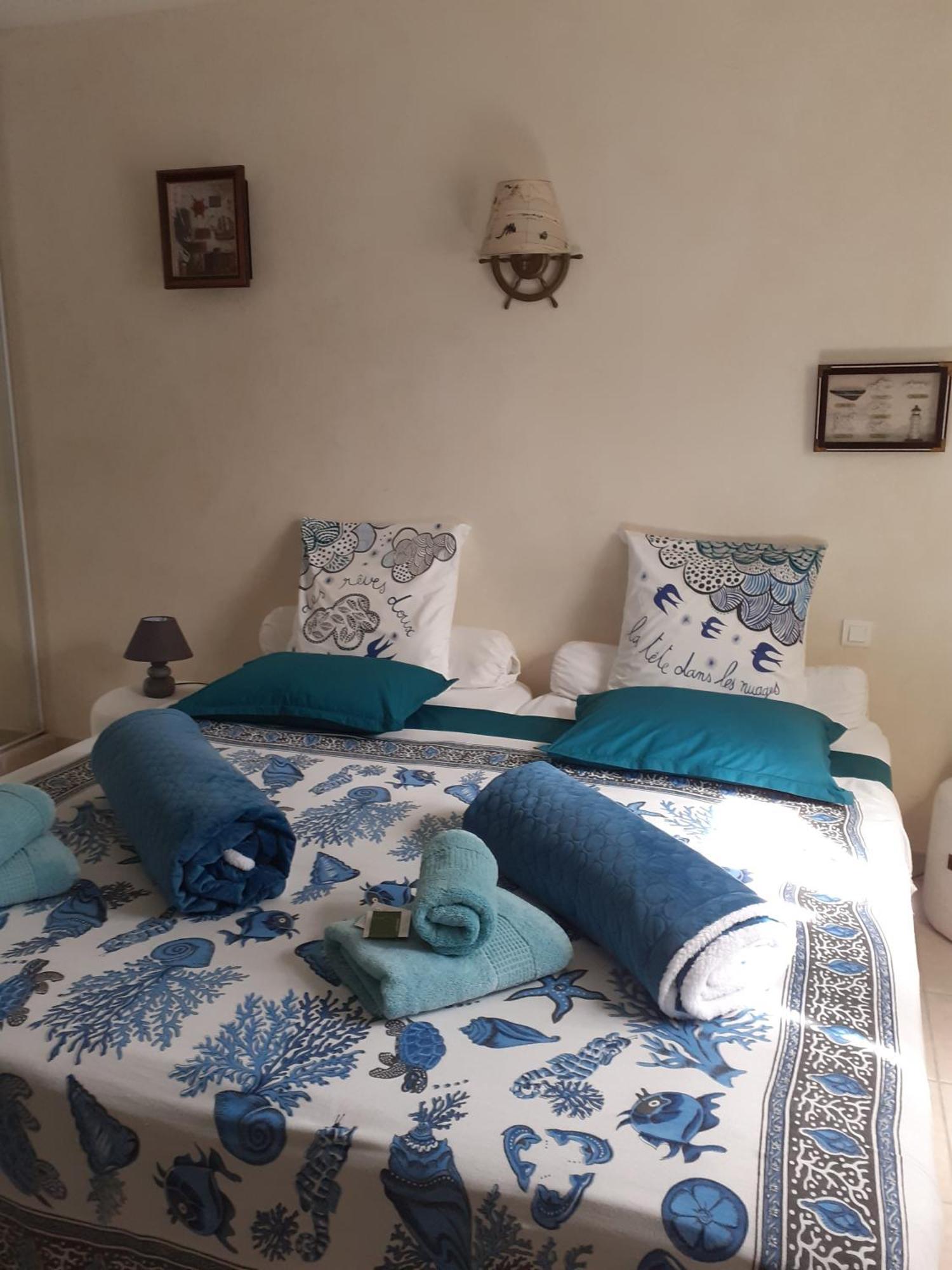 モントルー La Maison De Jenny Bed & Breakfast エクステリア 写真